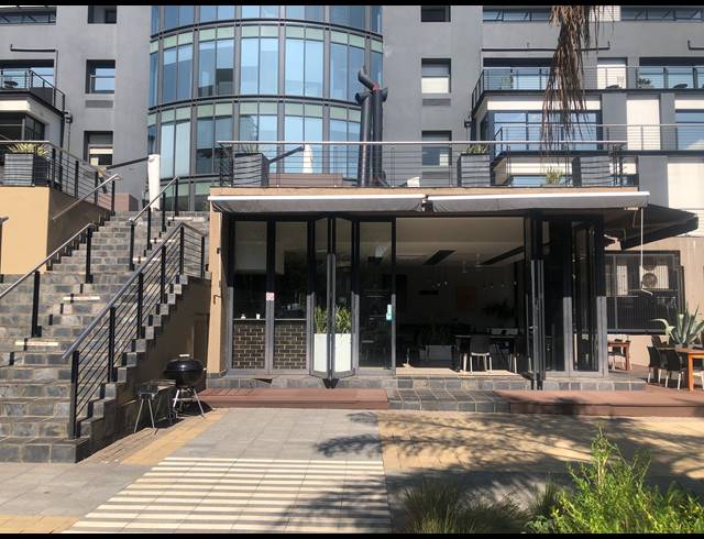 213M² SERVICED OFFICE TO LET IN SANDHURST